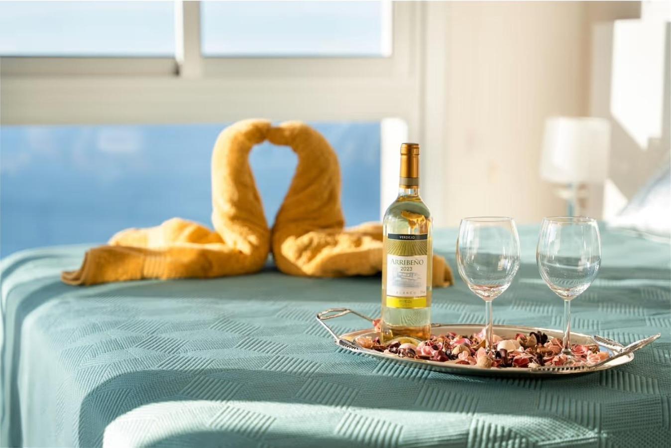 Villa Golden Horizon Con Piscina Privada Climatizada Santa Úrsula Eksteriør billede