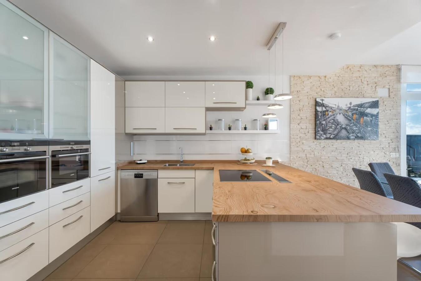 Villa Golden Horizon Con Piscina Privada Climatizada Santa Úrsula Eksteriør billede